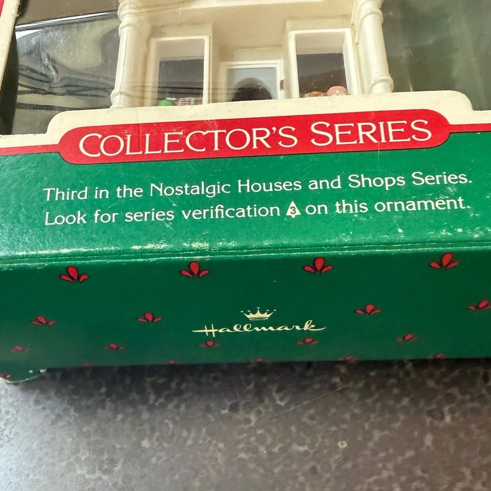 Hallmark Christmas Nostalgic Candy Shop Ornament - 1986